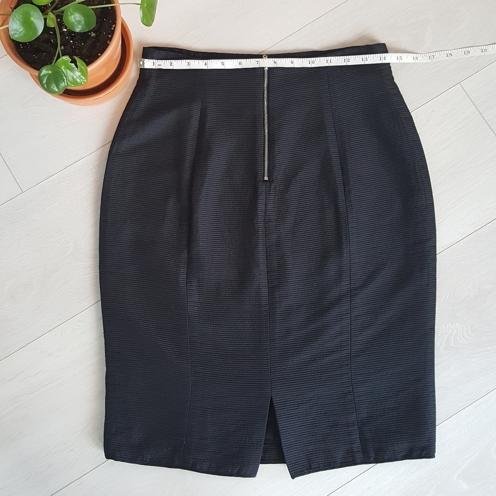 Isaac Mizrahi Black Skirt